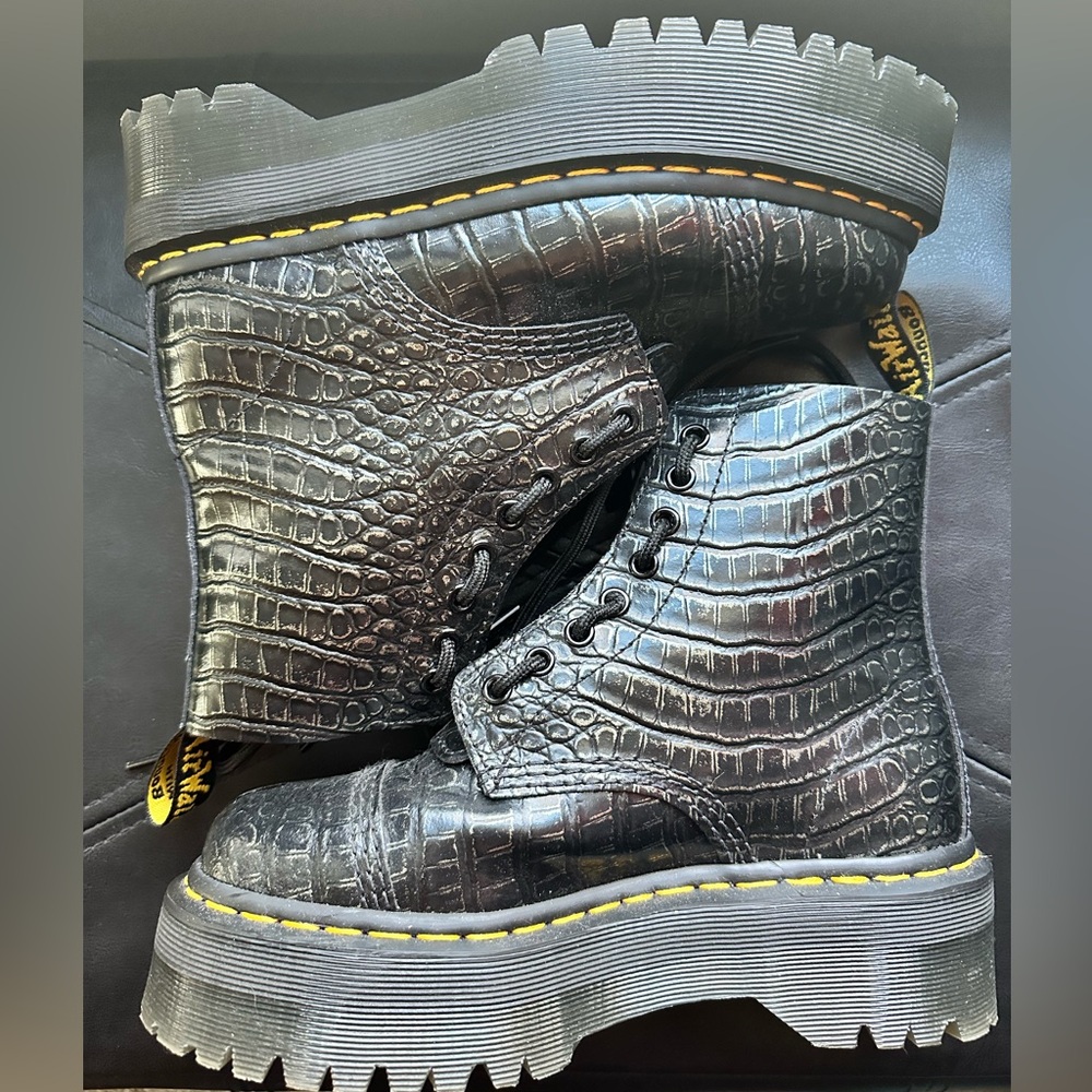 Dr Martens SINCLAIR CROC EMBOSSED 
LEATHER PLATFORM BOOTS